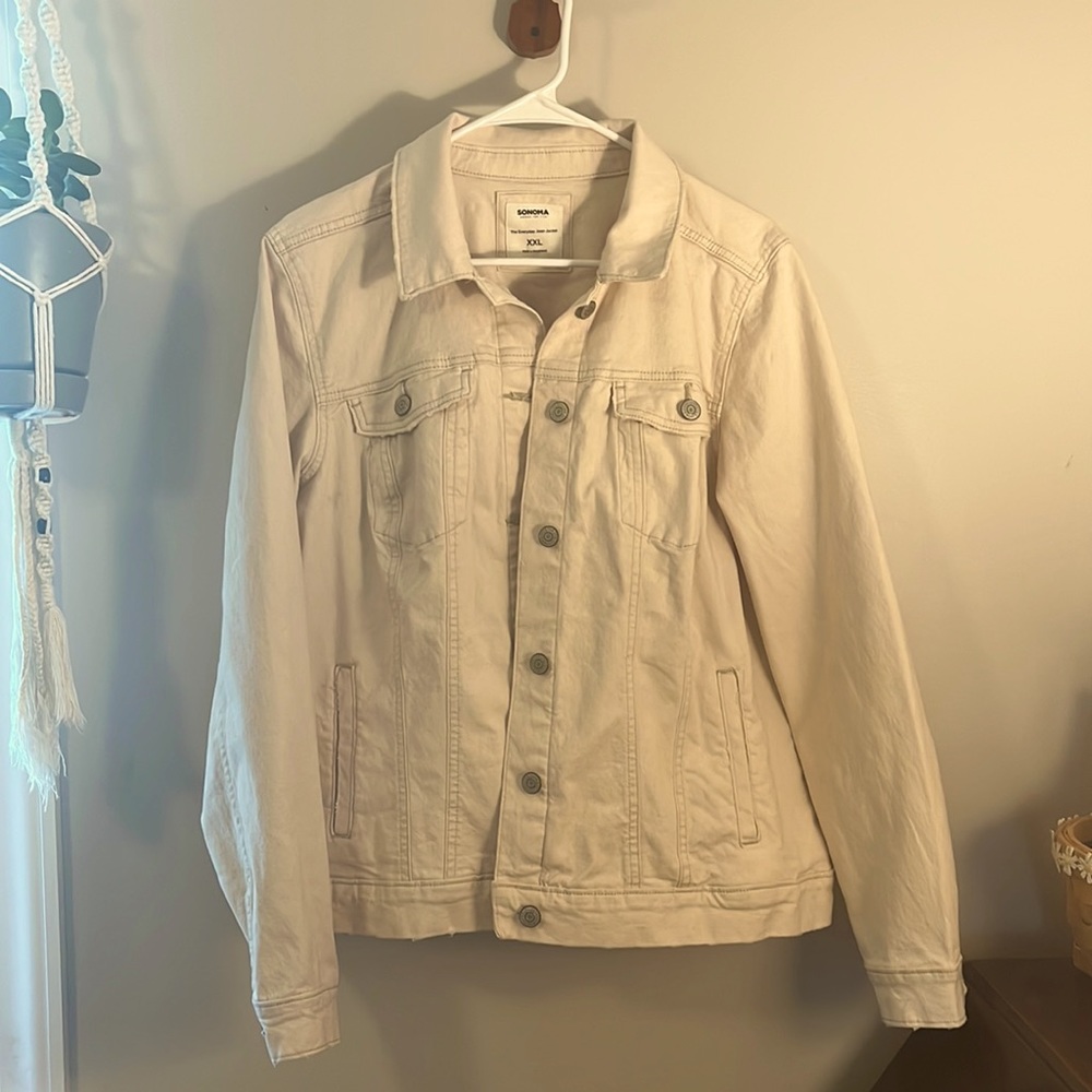 Women’s jean jacket